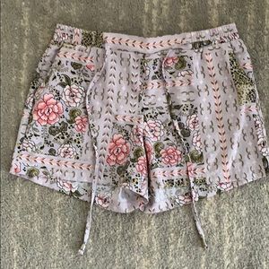 NY&C Floral/Animal Print Shorts